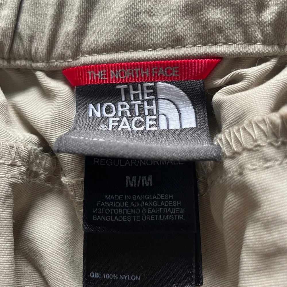 North Face Convertible Pants - Picture 2 of 3